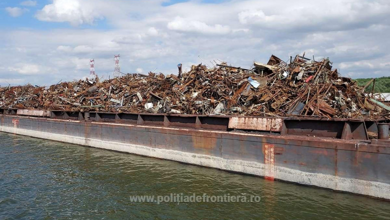 Peste o mie de tone de gunoaie, care urmau să intre ilegal în România, au fost oprite la Cernavodă