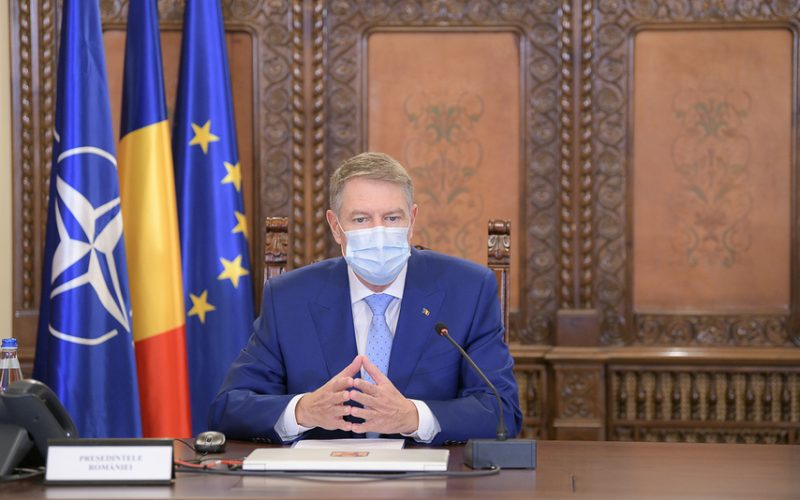 Klaus Iohannis: Vor fi impuse restricţii şi carantină de noapte pentru nevaccinaţi