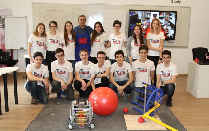 Campionatul naţional de robotică pentru elevi