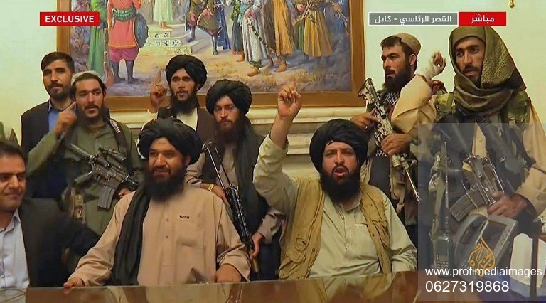 Talibanii înlocuiesc Ministerul Condiţiei feminine cu cel al Prevenirii viciului