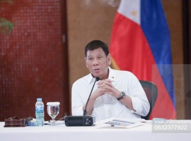 Duterte dă liber la arestarea nevaccinaţilor