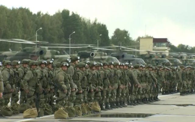 10.000 de soldaţi NATO ar putea fi trimişi permanent în România