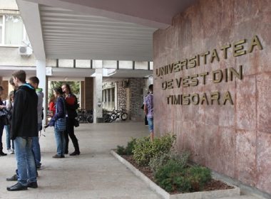 Universitatea de Vest Timişoara a început înscrierea pentru aproximativ 1.000 de locuri din sesiunea de toamnă a admiterii
