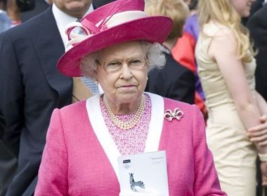 Regina Elisabeta, enervată de lipsa de iniţiativă a liderilor lumii în privinţa crizei climatice: „Vorbesc, dar nu fac nimic“
