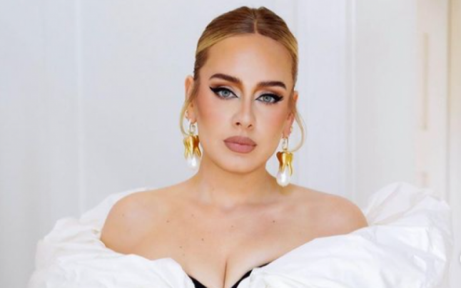 Adele a dezvăluit titlurile pieselor de pe noul ei album