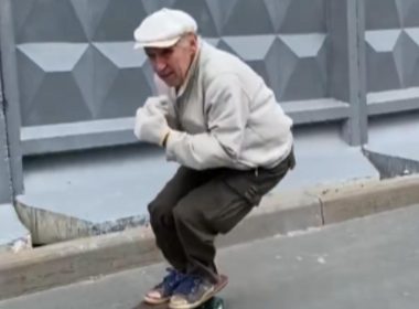 Face skateboarding la 81 de ani
