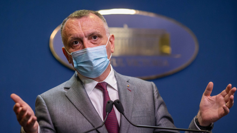 Sorin Cîmpeanu: Acolo unde directorul este antivaccinist, vom găsi o rată foarte scăzută de vaccinare