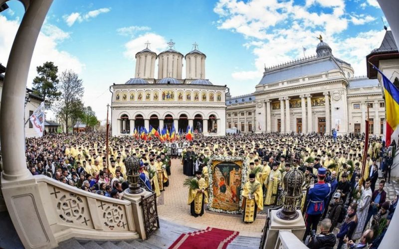 Peste 16.000 de credincioşi au venit la pelerinajul de Sf. Dumitru