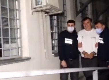 Fostul preşedinte georgian Saakaşvili a fost arestat la câteva ore după ce s-a întors în ţară