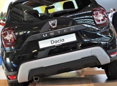 Vânzările de maşini noi în Marea Britanie, cel mai redus nivel înregistrat în septembrie din ultimii 23 de ani. Dacia - scădere cu aproape 27%