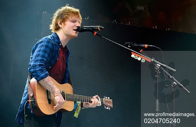 Ed Sheeran anunţă că a fost testat pozitiv cu coronavirus