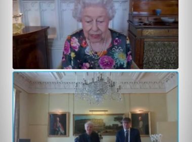 Regina Elizabeth a II-a a Marii Britanii apare într-un nou videoclip la câteva zile după spitalizare