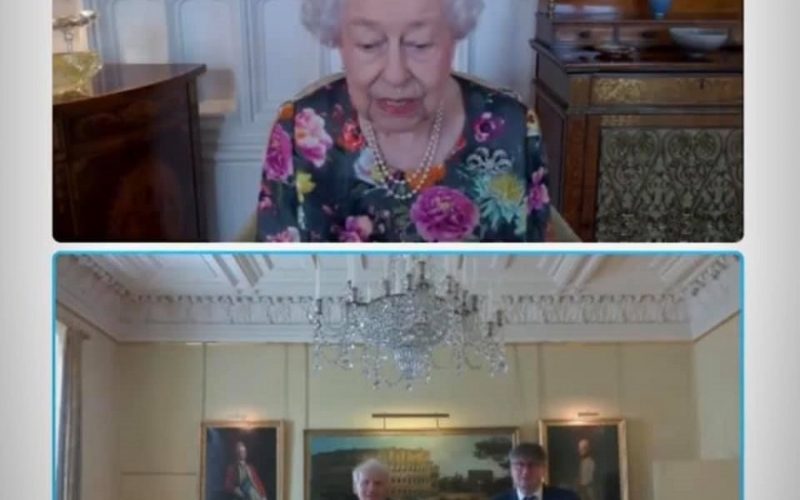 Regina Elizabeth a II-a a Marii Britanii apare într-un nou videoclip la câteva zile după spitalizare
