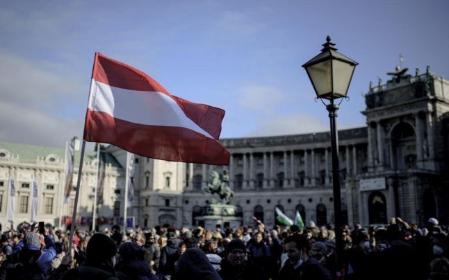 Proteste în Austria. Oamenii se opun introducerii vaccinării obligatorii anti-COVID