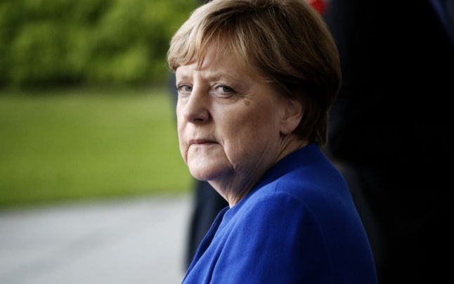 Criza COVID din Germania a scăpat de sub control. Merkel anunţă restricţii dure pentru nevaccinaţi