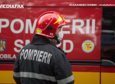 Autoturism în flăcări pe autostrada Bucureşti - Piteşti