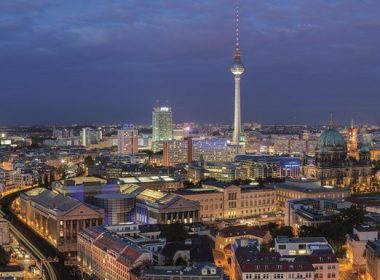 Berlinul impune noi restricţii pentru nevaccinaţi