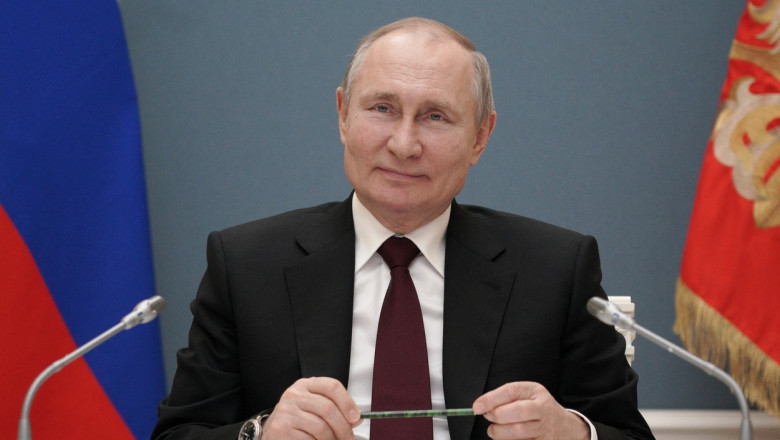 Vladimir Putin a testat un vaccin anti-COVID sub formă de spray nazal: „Nu am simţit nimic”