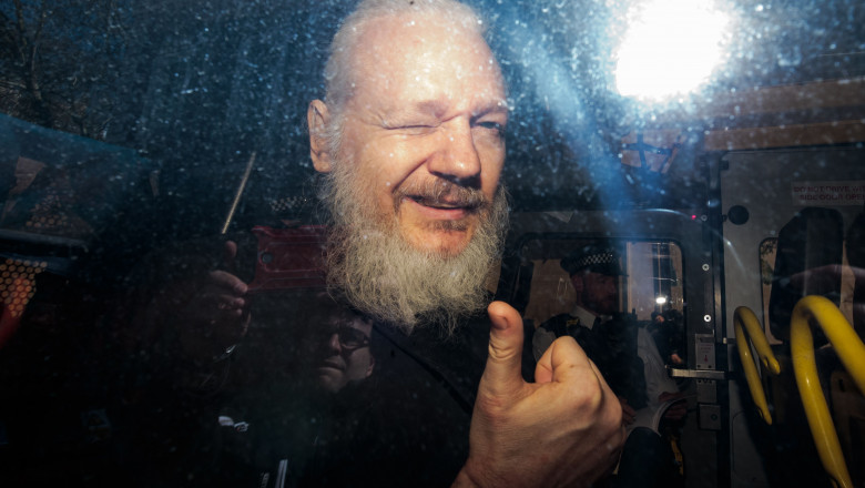 Julian Assange a primit permisiunea să se căsătorească în închisoare