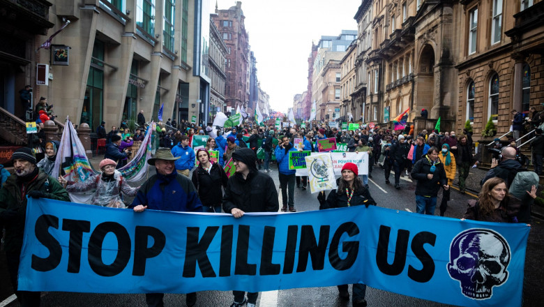Sute de mii de persoane au manifestat în întreaga lume pentru a cere fapte, nu vorbe din partea liderilor COP26