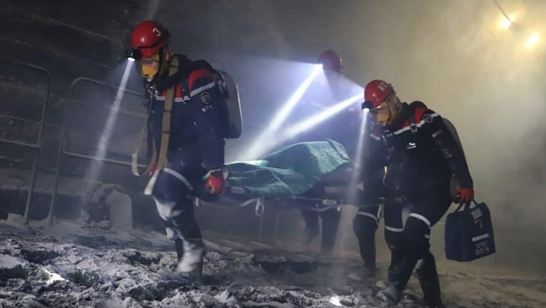 Incendiu într-o mină din Siberia. Unsprezece mineri au murit, 49 sunt blocaţi în subteran