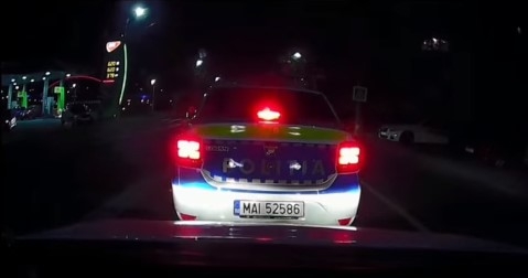 Şofer şicanat de un poliţist în trafic