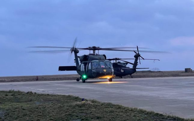 Elicoptere din noua unitate americană de aviaţie detaşată în România au ajuns la Mihail Kogălniceanu