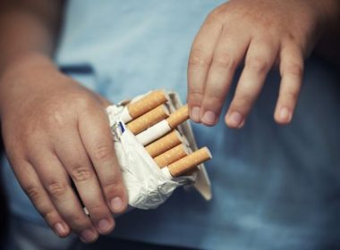 Noua Zeelandă va interzice ţigările pentru următoarele generaţii. Guvernul vrea să elimine fumatul până în 2025