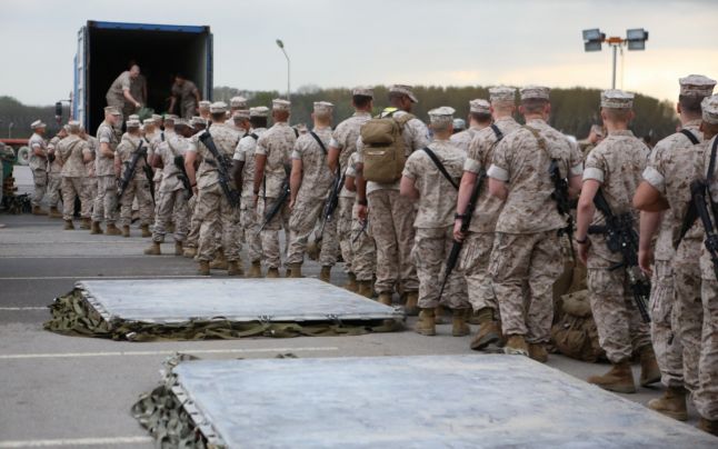 Creşte numărul de militari americani din România. Biden a semnat decretul. Ce spune un fost şef SRI