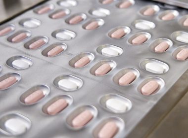 Marea Britanie a aprobat medicamentul antiviralul Paxlovid