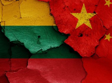 Cum se răzbună China pe Lituania pentru relaţiile apropiate cu Taiwanul. Importurile UE cu componente fabricate în Lituania, blocate