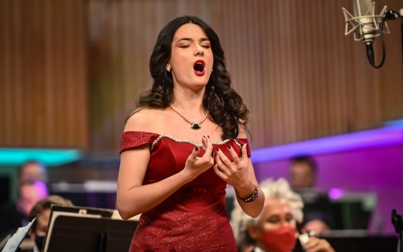 Concertul de Crăciun de la Filarmonică va cuprinde colinde şi hituri internaţionale