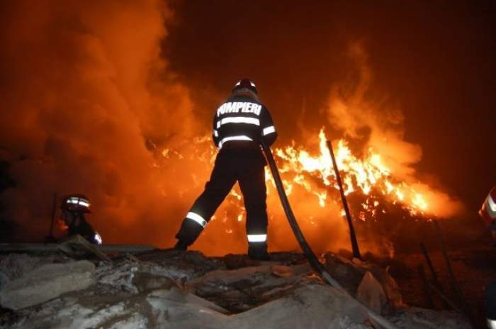 Incendiu devastator, proprietara găsită carbonizată