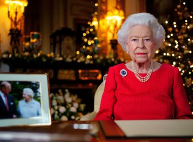 Regina Elizabeth a II-a îşi doreşte ca ducesa de Cornwall să fie regină consoartă când Charles va fi rege