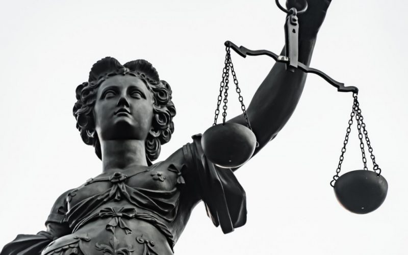 România riscă sancţiuni financiare „severe”, dacă nu aplică decizia CJUE referitoare la întâietatea dreptului european