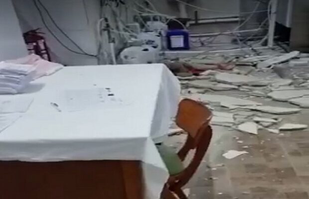 O bucată de tavan s-a prăbuşit într-un spital din Lugoj