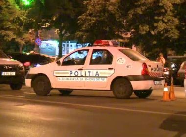 O tânără a murit după ce a fost lovită de o maşină pe o trecere de pietoni, în Bucureşti