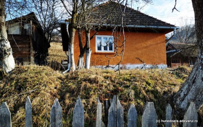 Peste 250.000 de români s-au mutat de la oraş în rural, în cei doi ani de pandemie COVID-19 (analiză)