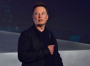 Serviciul de internet prin satelit SpaceX Starlink a fost activat în Ucraina, spune Elon Musk