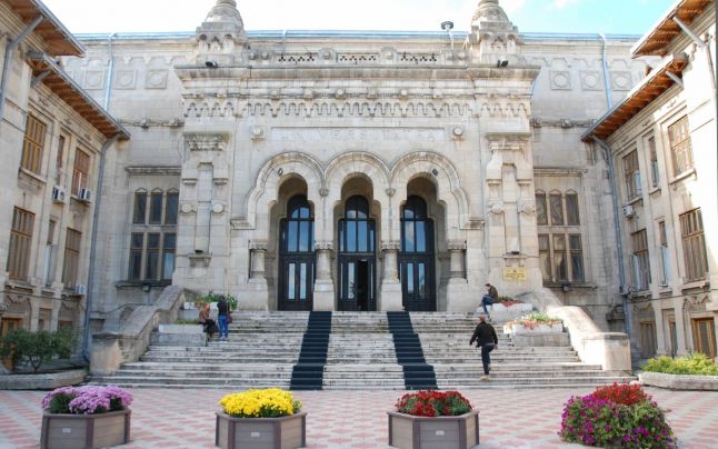 Acuzaţii grave la Universitatea Dunărea de Jos