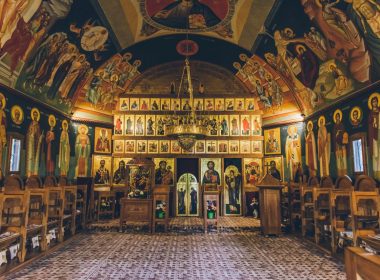Religia, subiect tabu pentru români