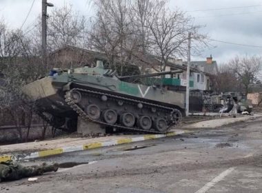 Forţele armate ale Ucrainei au lansat o contraofensivă din direcţia Harkov, distrugând mai multe tancuri inamice