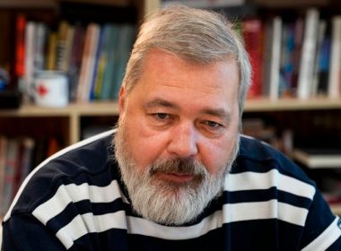 Ziaristul Dmitri Muratov, laureat al Premiului Nobel pentru Pace: Riscul de război nuclear e real şi va fi greu ca Putin să fie înlăturat din interior