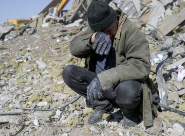Oficiali ucraineni: Rusia a bombardat o şcoală în care se adăposteau 400 de oameni