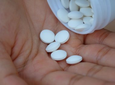 Peste 10 milioane de români vor primi pastile de iod
