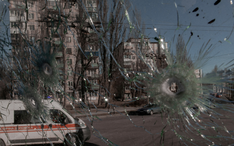 Jurnalişti britanici atacaţi în Ucraina, dintre care unul a fost rănit de gloanţe