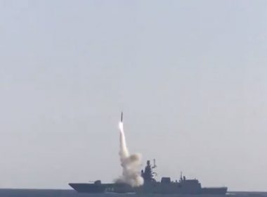 Rusia a lansat noi rachete de pe nave aflate în Marea Neagră şi în Marea Caspică￼