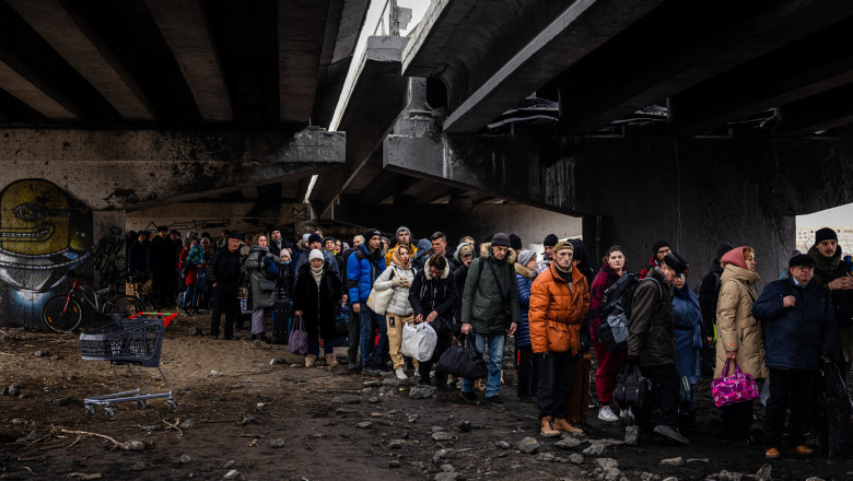 Ruşii au tras în ucrainenii care au ieşit să protesteze în Herson împotriva ocupaţiei