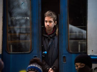 Trenuri pline cu refugiaţi părăsesc România