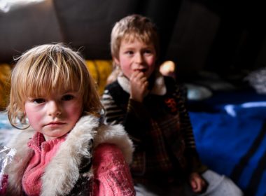 Peste jumătate din copiii ucraineni şi au părăsit casele